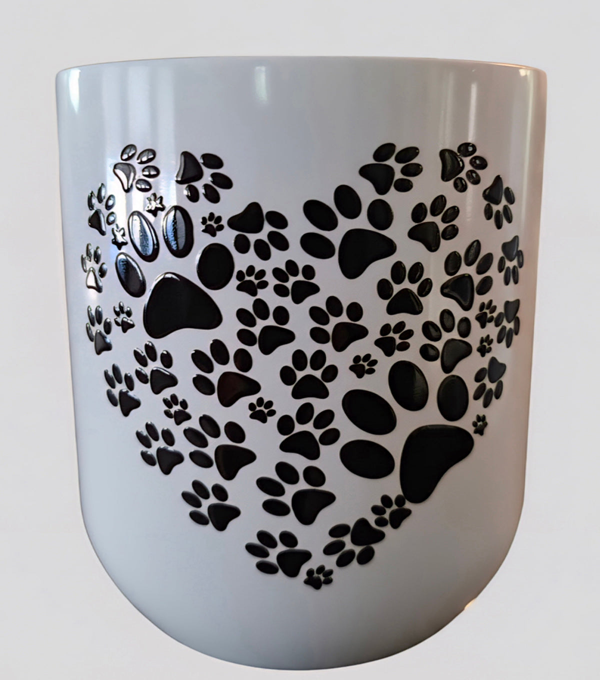 White wine tumbler with a heart made of black paw prints